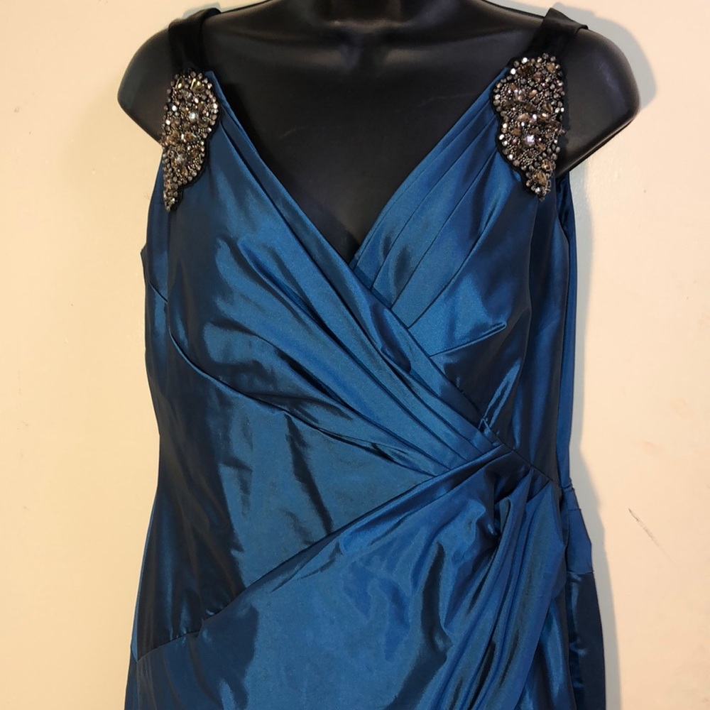 CARMEN MARC VALVO DRESS